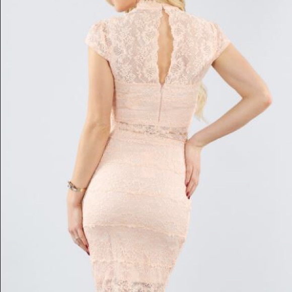 Two-piece Lace Dress - Picture 3 of 5